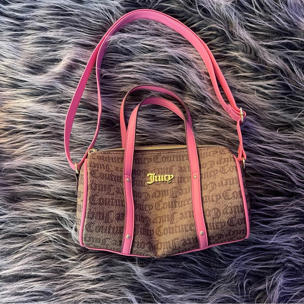 Juicy Couture Barrel Bag 🩷